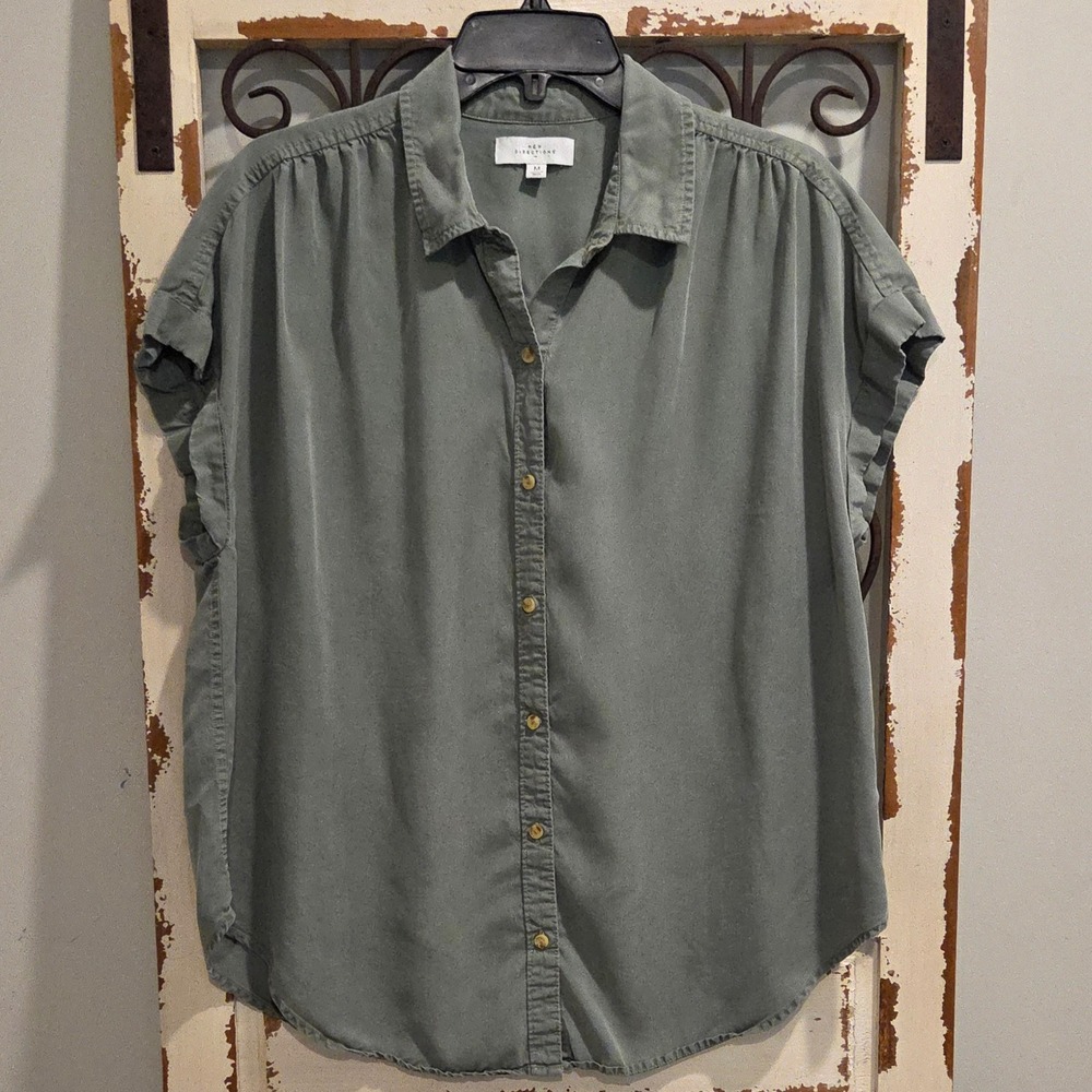 Y2K New Directions Sage Green Lyocell Button Down Short Sleeve Shirt Womens M